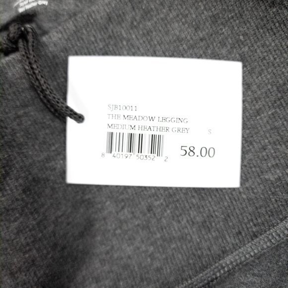 Bandier x Sincerely Jules The Meadow Legging - Picture 10 of 10